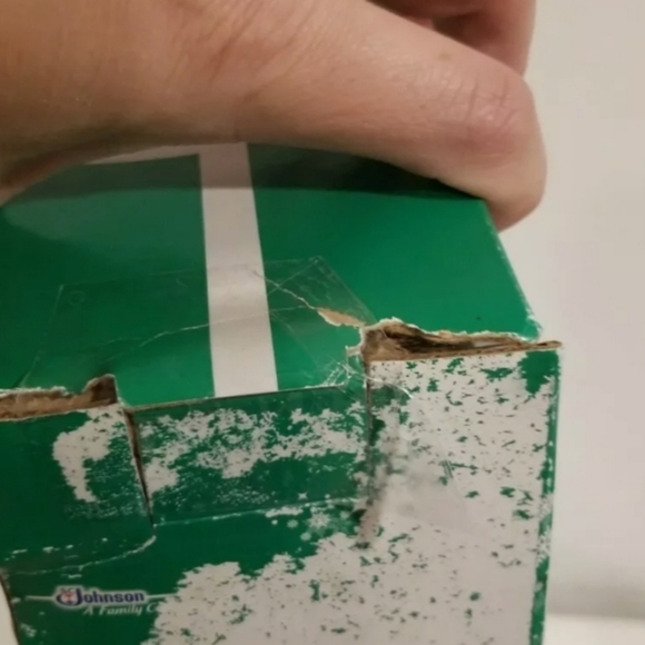 Glade Holiday Candles, Warmer and Plug-in Refils Sparkling Spruce Gift Box - Picture 5 of 5